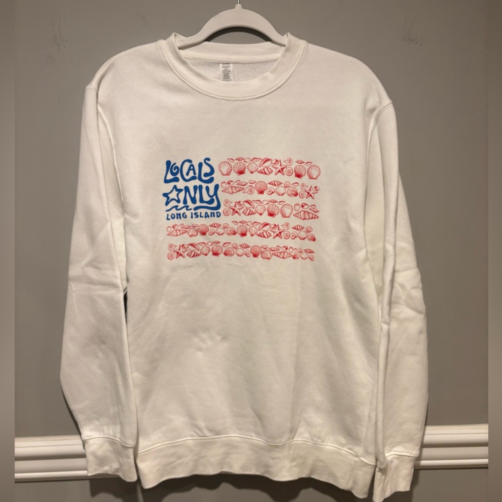Local's Only USA Beach Shell Flag Unisex - Adult Size Medium NWOT
